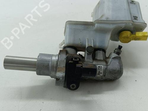 Used Brake master cylinder SEAT ATECA (KH7, KHP) 1.5 TSI (150 hp) 28897556