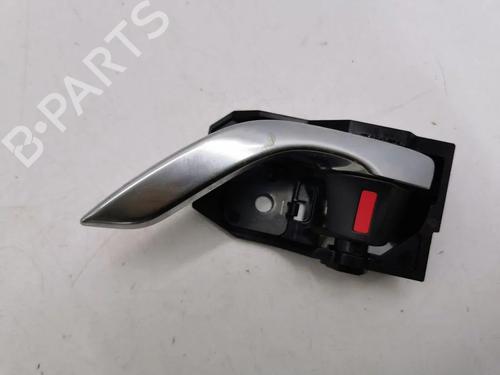 Used Rear left interior door handle Rear left interior door handle 33228688 33228688