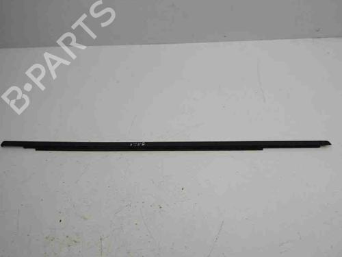 Dørlist AUDI A1 Sportback (8XA, 8XF) 1.0 TFSI (95 hp) 28900902