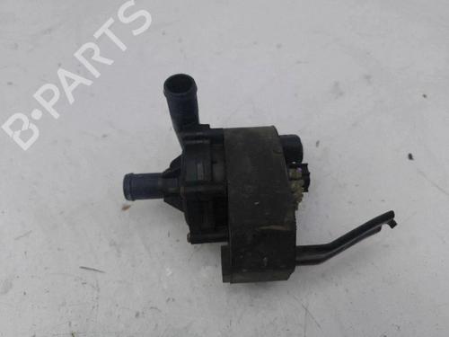 Used Auxiliary water pump Auxiliary water pump TESLA MODEL S (5YJS) 85 (388 hp) 40210640 40210640
