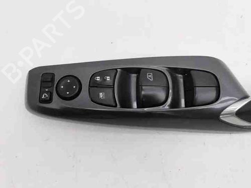 Right rear window switch NISSAN JUKE (F16_) 1.6 Hybrid | BP28864920I28