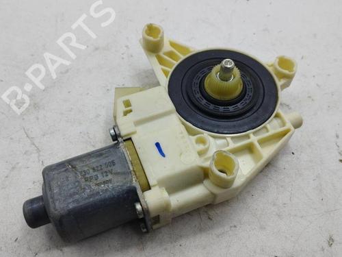 Right rear window motor MERCEDES-BENZ C-CLASS (W204) C 220 CDI (204.002) | BP28877163E22 