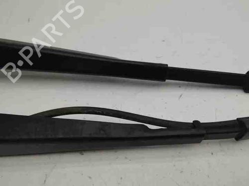 Front windshield wiper arm PEUGEOT 3008 II SUV (MC_, MR_, MJ_, M4_) 1.6 BlueHDi 120 | BP28863331C143