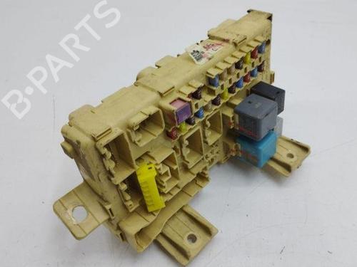 Used Fuse box TOYOTA AVENSIS (_T25_) 2.0 D-4D (CDT250_, CDT250R) (116 hp) 28853587