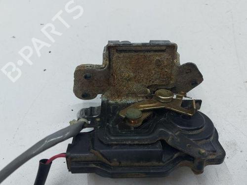 Tailgate lock TOYOTA AVENSIS (_T25_) 2.0 D-4D (CDT250_, CDT250R) | BP28853607C101 