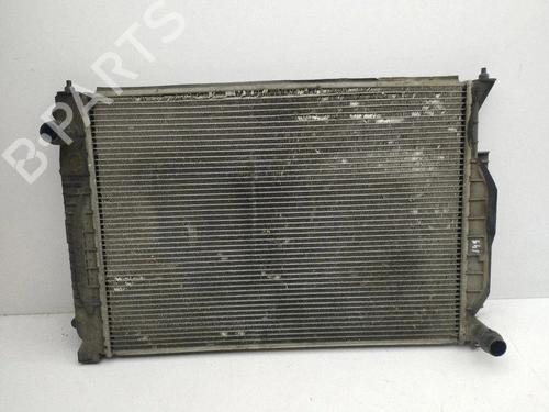 Used Water radiator Water radiator 38249832 38249832