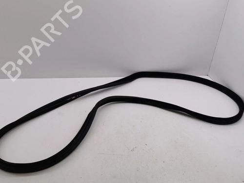 Used Rubber door seal LAND ROVER RANGE ROVER EVOQUE (L538) 2.2 D 4x4 (190 hp) 28898632