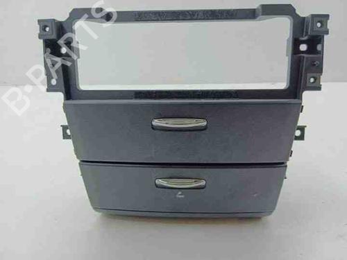 Used Cup/Object holder KIA SORENTO I (JC) 2.5 CRDi (163 hp) 28852473