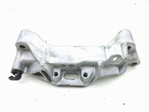 Used Support PEUGEOT 2008 II (UD_, US_, UY_, UJ_, UR_, UC_) 1.2 PureTech 130 (USHNS, URHNS) (130 hp) 29569488