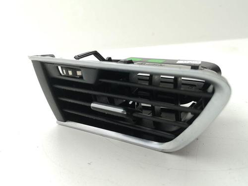 Used Air vent PEUGEOT 508 I (8D_) 2.0 HDi (163 hp) 28888878