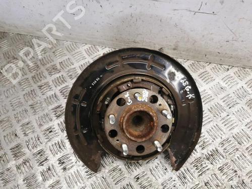 Used Left rear steering knuckle Left rear steering knuckle 33257611 33257611