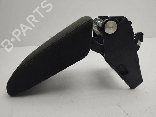 Armrest / Center console VW GOLF VIII (CD1, DA1) 1.5 TSI | BP38250790I20 - Image 5