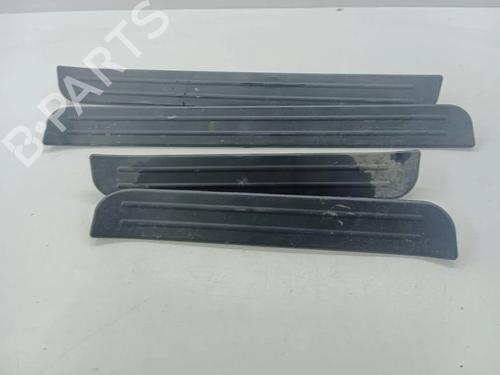 Used Right sideskirt Right sideskirt 33924877 33924877
