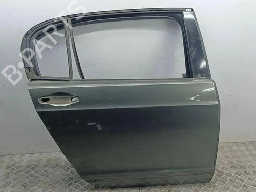 Dør høyre bak Dør høyre bak BENTLEY FLYING SPUR (4W_) 6.0 W12 (626 hp) 36381821 36381821