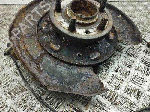 Left rear steering knuckle LAND ROVER RANGE ROVER SPORT I (L320) 2.7 D 4x4 | BP28894745M27 