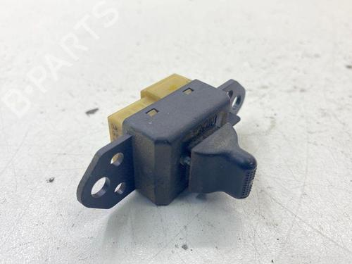 Used Right rear window switch CHRYSLER VOYAGER IV (RG, RS) 3.8 (218 hp) 28892021