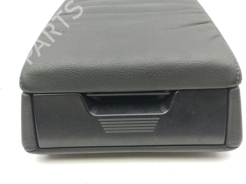 Armrest / Center console MERCEDES-BENZ S-CLASS (W220, V220) S 320 CDI (220.026, 220.126) | BP28872317I20 