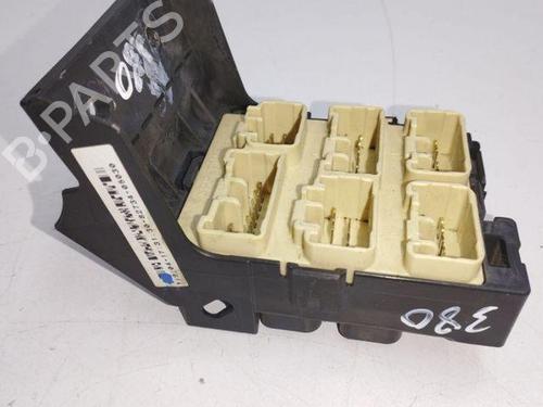 Used Fuse box TOYOTA COROLLA Verso (_E12_) 2.0 D-4D (CDE120_) (116 hp) 28846371