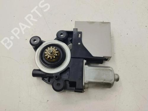 Right rear window motor FORD KUGA I 2.0 TDCi 4x4 | BP28904027E22 - Image 3