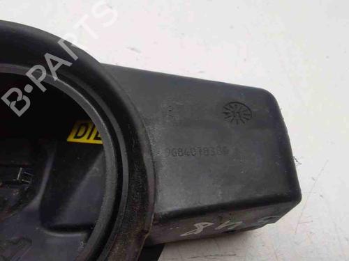 Fuel door actuator PEUGEOT 5008 (0U_, 0E_) 1.6 HDi | BP28894486E18 