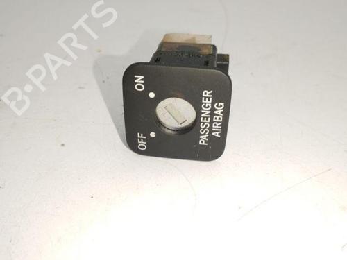 Used Switch TOYOTA COROLLA Verso (_E12_) 2.0 D-4D (CDE120_, CDE120R) (90 hp) 28842309
