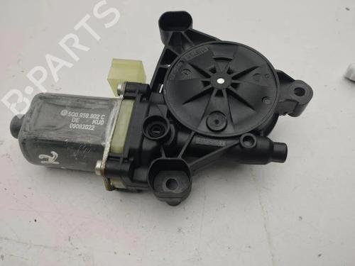 Left front window motor AUDI Q2 (GAB, GAG) 35 TFSI | BP28899814E21 - Image 3