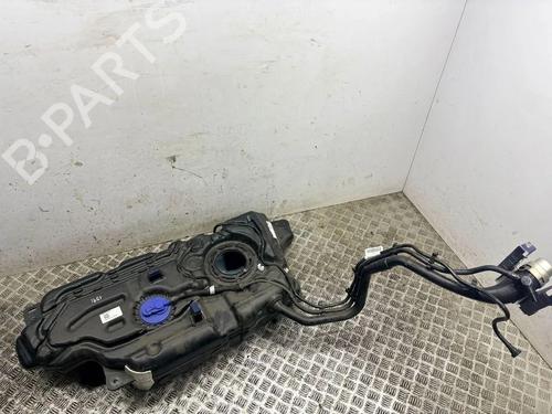 Used Fuel tank Fuel tank 33271109 33271109