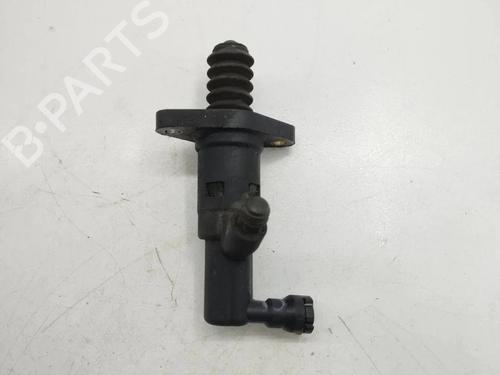 Used Clutch slave cylinder Clutch slave cylinder 28904357 28904357
