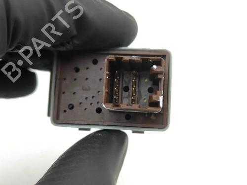 Switch MASERATI QUATTROPORTE V 4.2 | BP28881788I30 - Image 5