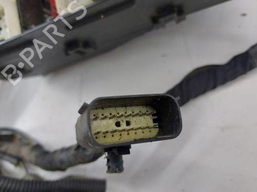 Fuse box VOLVO V40 Hatchback (525) D4 | BP28842904E1 