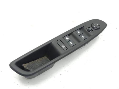 Used Right front window switch Right front window switch 33914839 33914839