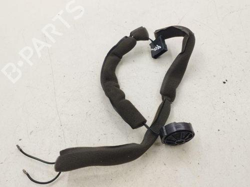 Used Speaker AUDI A4 B5 (8D2) 1.9 TDI (110 hp) 28850518