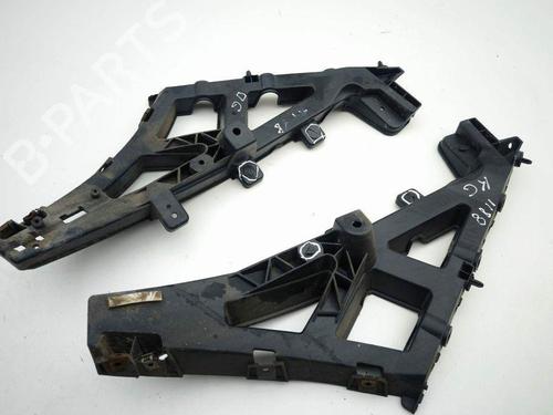 Used Rear bumper bracket JAGUAR XE (X760) 2.0 D (163 hp) 29042853