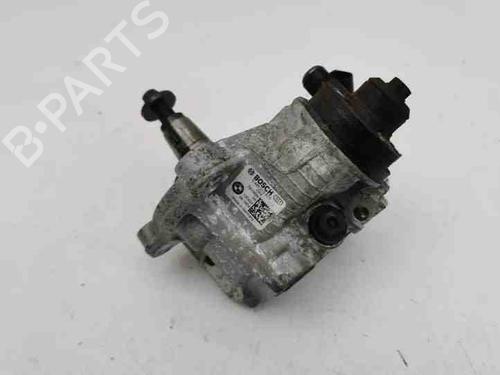 Used Fuel pump BMW 5 (F10) 520 d (184 hp) 28854523