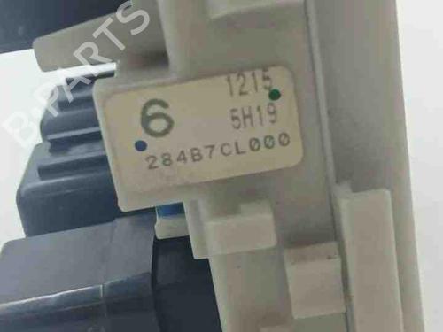 Fuse box INFINITI FX 35 AWD | BP28855170E1