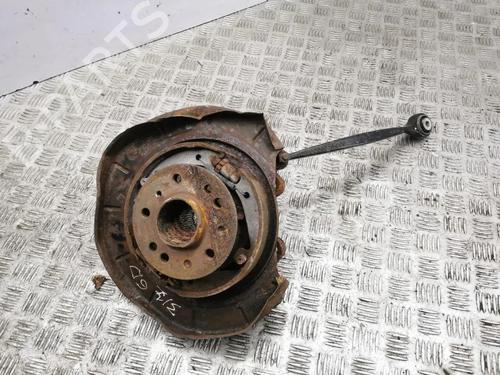 Used Right rear steering knuckle Right rear steering knuckle 36175786 36175786