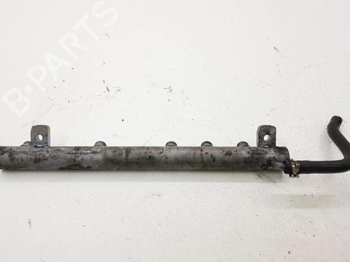 Injection rail MERCEDES-BENZ B-CLASS Sports Tourer (W245) B 200 CDI (245.208) | BP28875869M98