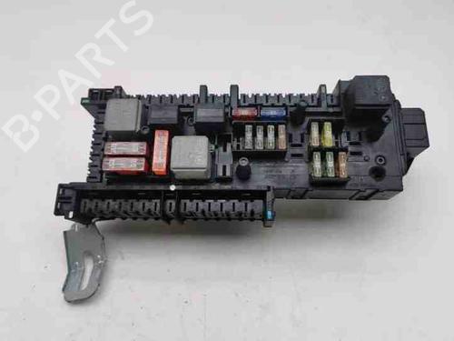 Used Fuse box MERCEDES-BENZ CLS (C218) CLS 350 CDI / d (218.323) (265 hp) 28857823