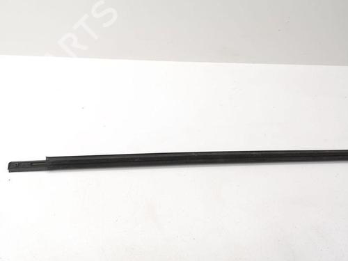 Door moulding trim HYUNDAI TUCSON (JM) 2.0 CRDi All-wheel Drive | BP28888997C150 