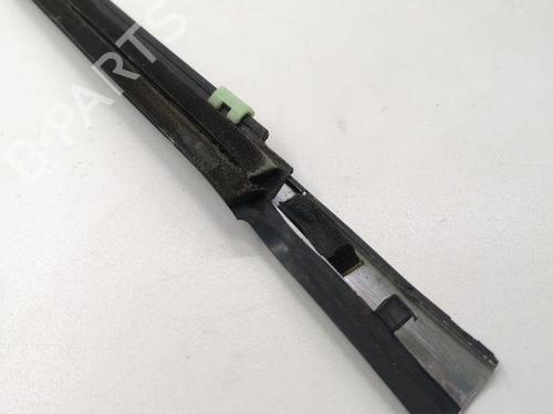 Door moulding trim KIA SORENTO I (JC) 2.5 CRDi 4WD | BP28869950C150 