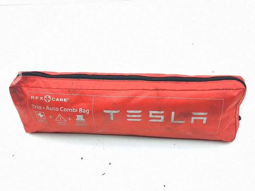 Other TESLA MODEL S (5YJS) 85 | BP40191101O1 - Image 2