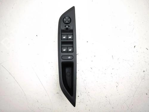 Used Right front window switch Right front window switch 33898157 33898157