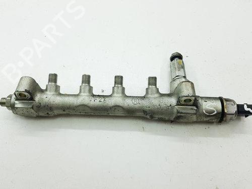 Used Injection rail OPEL MOKKA / MOKKA X (J13) 1.7 CDTI (_76) (131 hp) 28870054