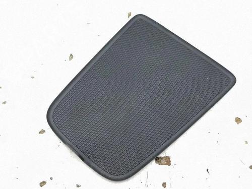 Used Cup/Object holder Cup/Object holder MERCEDES-BENZ A-CLASS (W177) A 200 (177.087) (163 hp) 40282933 40282933