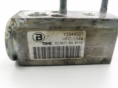 Electronic sensor PEUGEOT 5008 (0U_, 0E_) 1.6 HDi | BP28887357M84