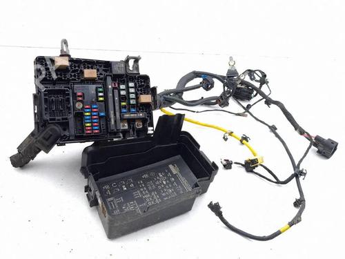 Zekeringkast Zekeringkast HYUNDAI KONA (OS, OSE, OSI) 1.0 T-GDi Hybrid 48V (120 hp) 37493156 37493156