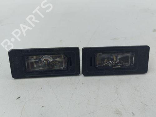 Used Licence plate light SEAT ATECA (KH7, KHP) 1.4 TSI (150 hp) 28857686