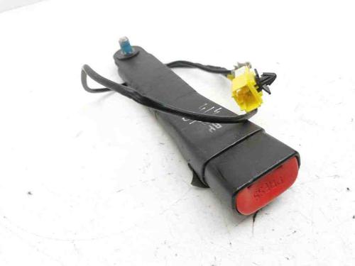 Used Seat buckle OPEL ANTARA A (L07) 2.2 CDTi (163 hp) 28892205