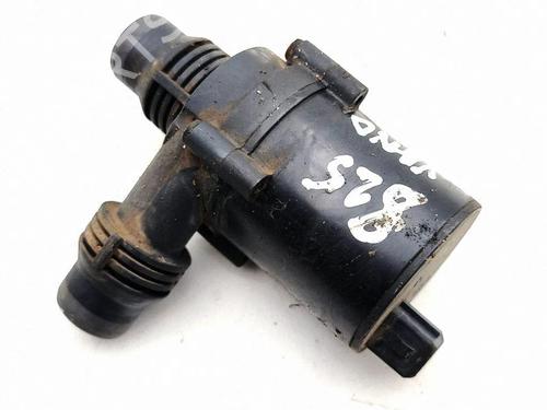Used Auxiliary water pump Auxiliary water pump BMW X5 (E70) xDrive 30 d (235 hp) 40230791 40230791