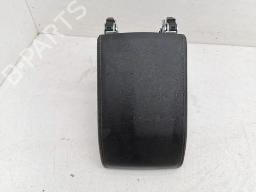 Used Armrest / Center console Armrest / Center console VW GOLF VIII (CD1, DA1) 1.5 TSI (150 hp) 40209925 40209925
